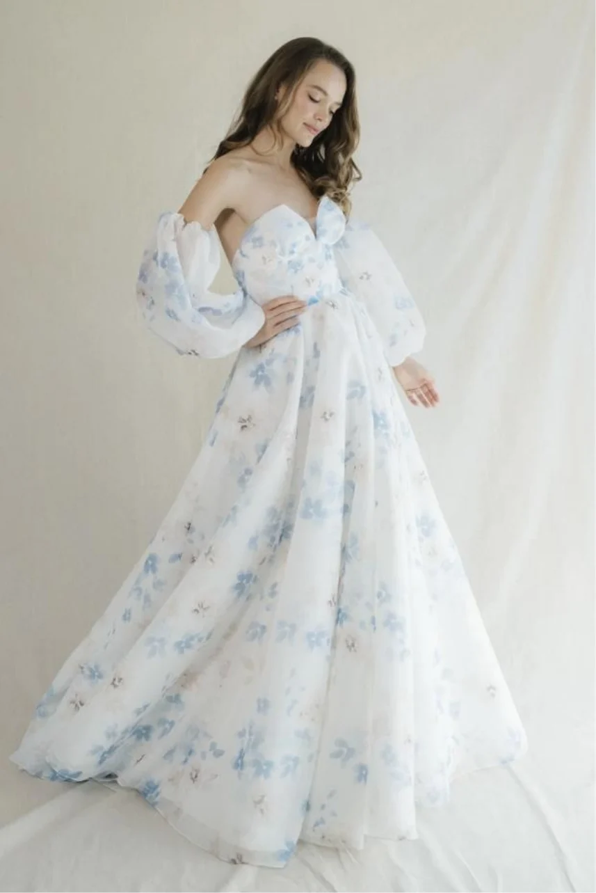 COLOR DRESS
